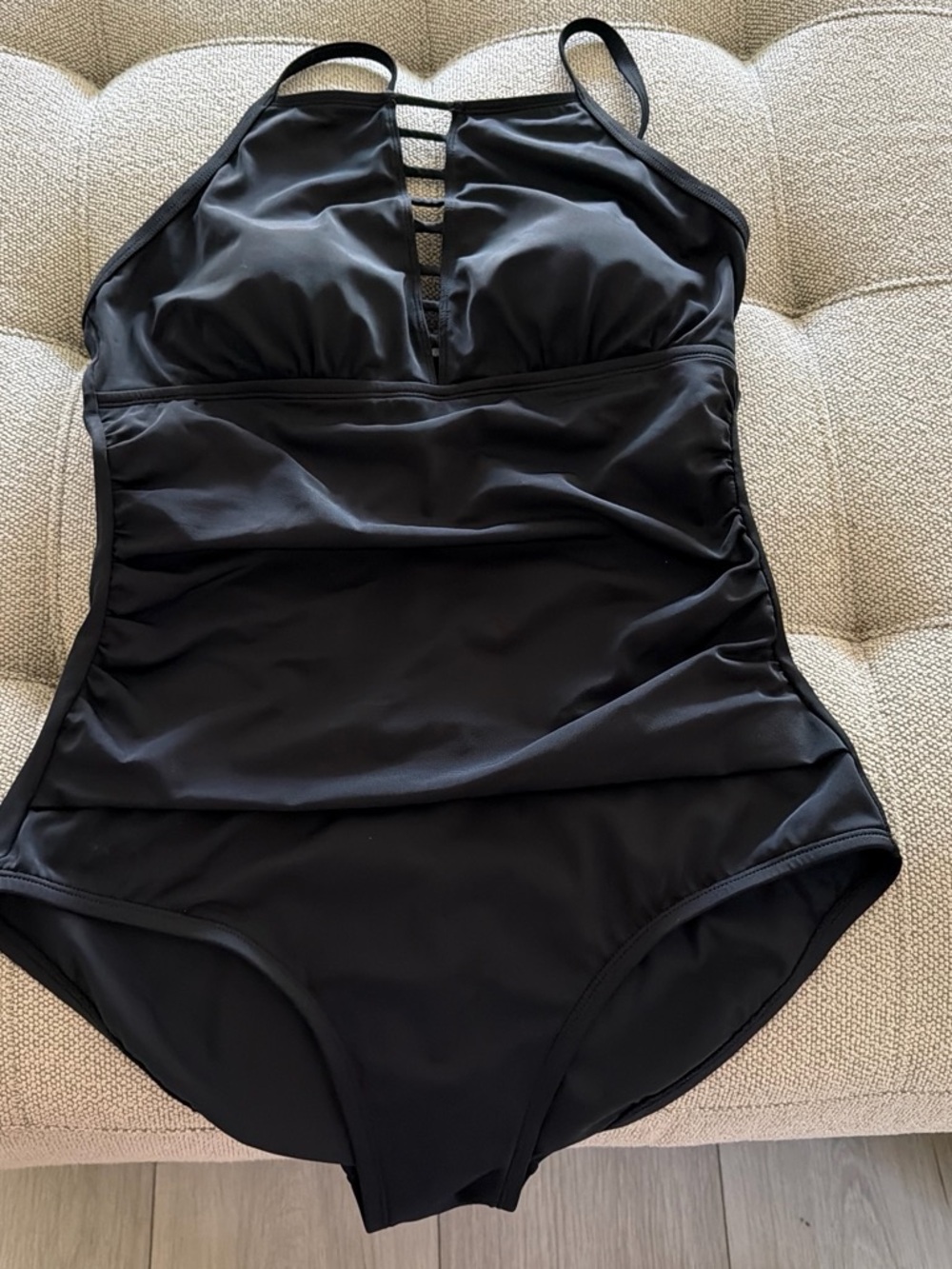 Jantzen Black Strappy One-Piece Swimsuit - Picture 3 of 6
